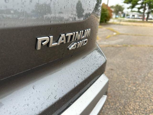 Used 2025 Nissan Pathfinder Platinum w/ Cargo Package AWD/4WD image 32