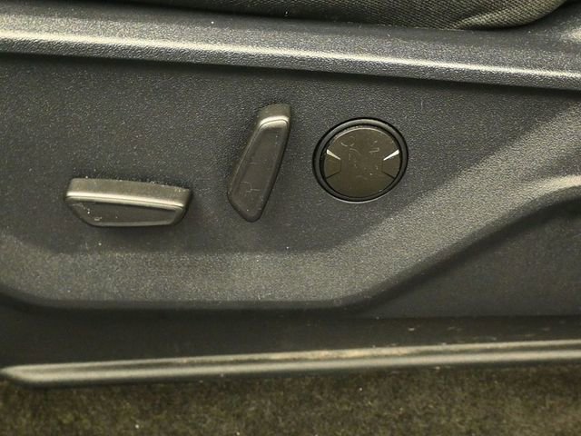 Certified 2022 Ford F150 XLT w/ Equipment Group 302A High image 11