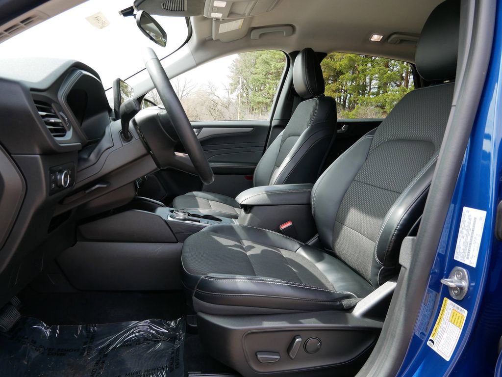Certified 2023 Ford Escape SE FWD image 14