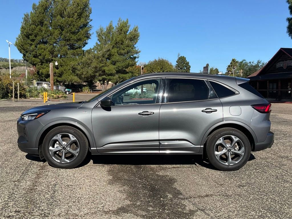 Certified 2024 Ford Escape ST-Line w/ Tech Pack #1 image 4