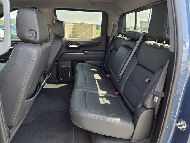 Used 2024 GMC Sierra 1500 SLT w/ SLT Premium Plus Package AWD/4WD image 17