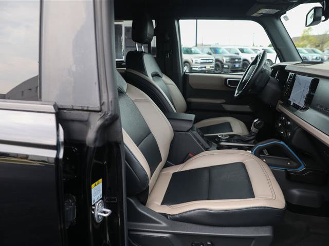 Certified 2022 Ford Bronco Wildtrak AWD/4WD image 28