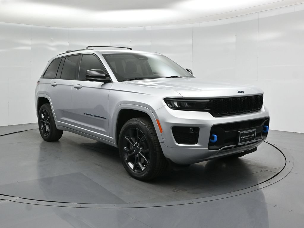 Used 2023 Jeep Grand Cherokee 30th Anniversary AWD/4WD image 55
