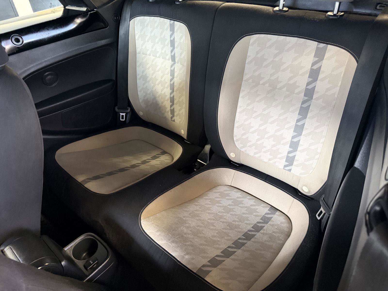 Used 2018 Volkswagen Beetle 2.0T Coast image 17