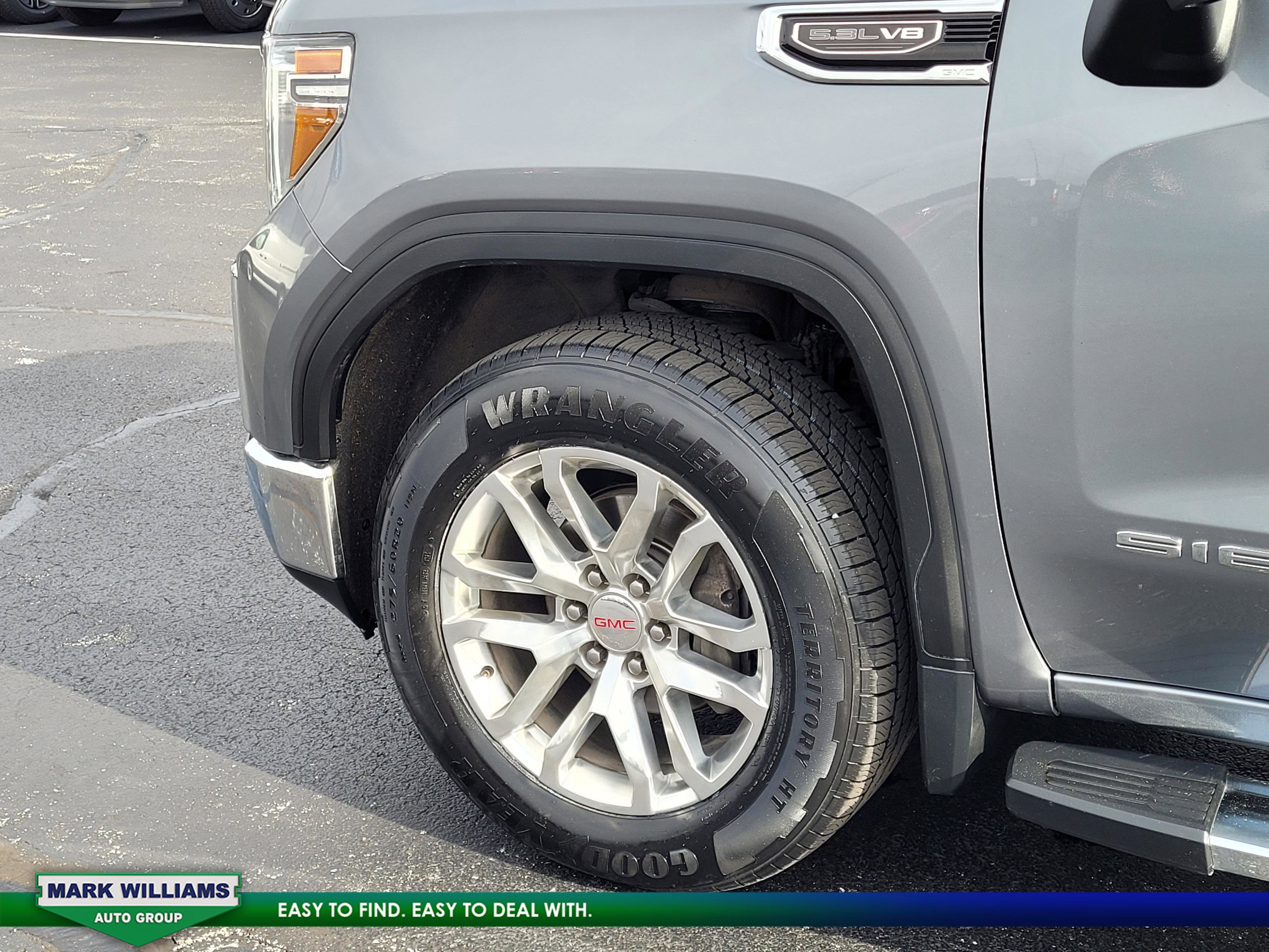 Used 2021 GMC Sierra 1500 SLT w/ SLT Premium Package image 11