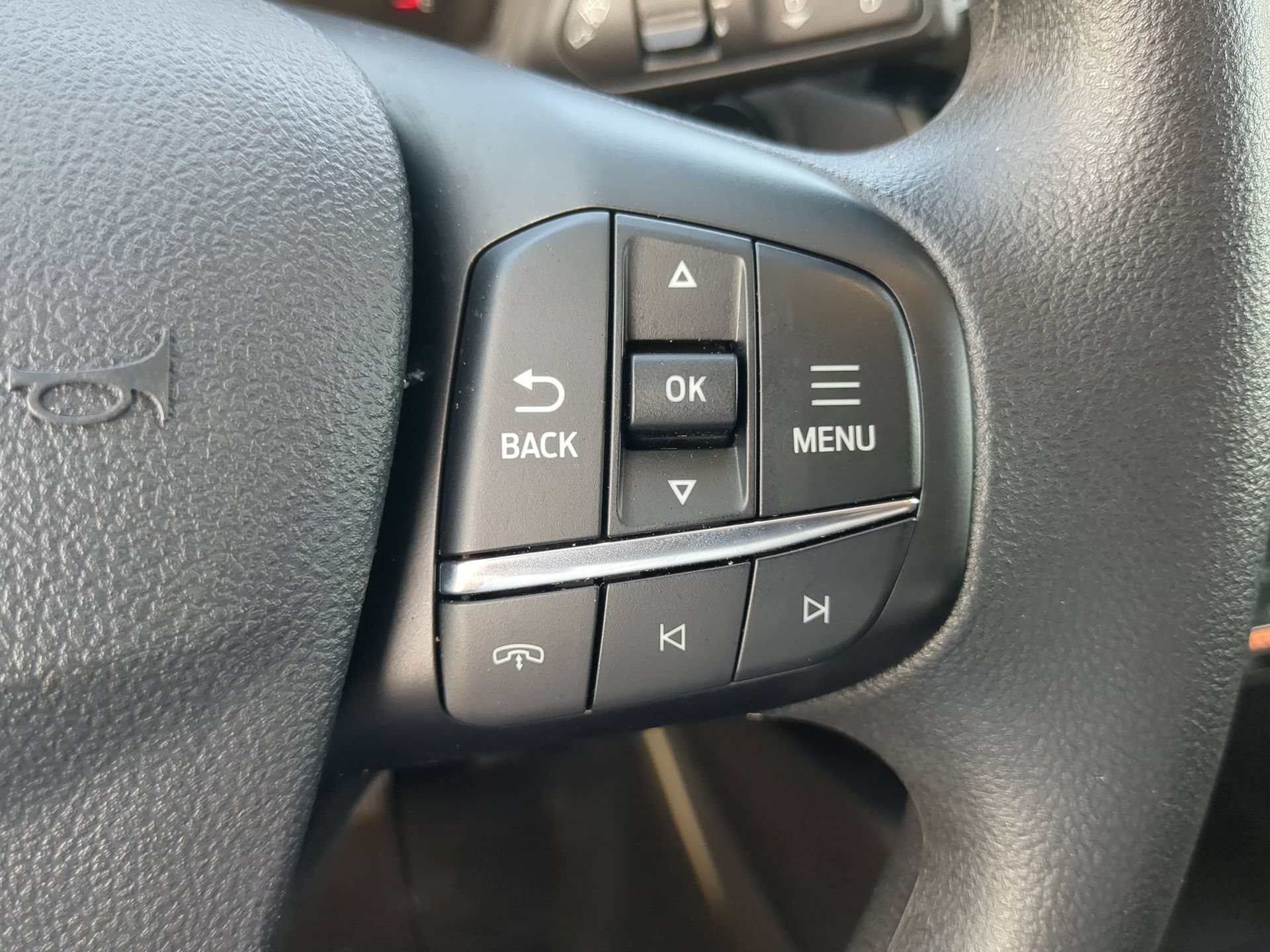 Certified 2025 Ford Escape Active FWD image 63