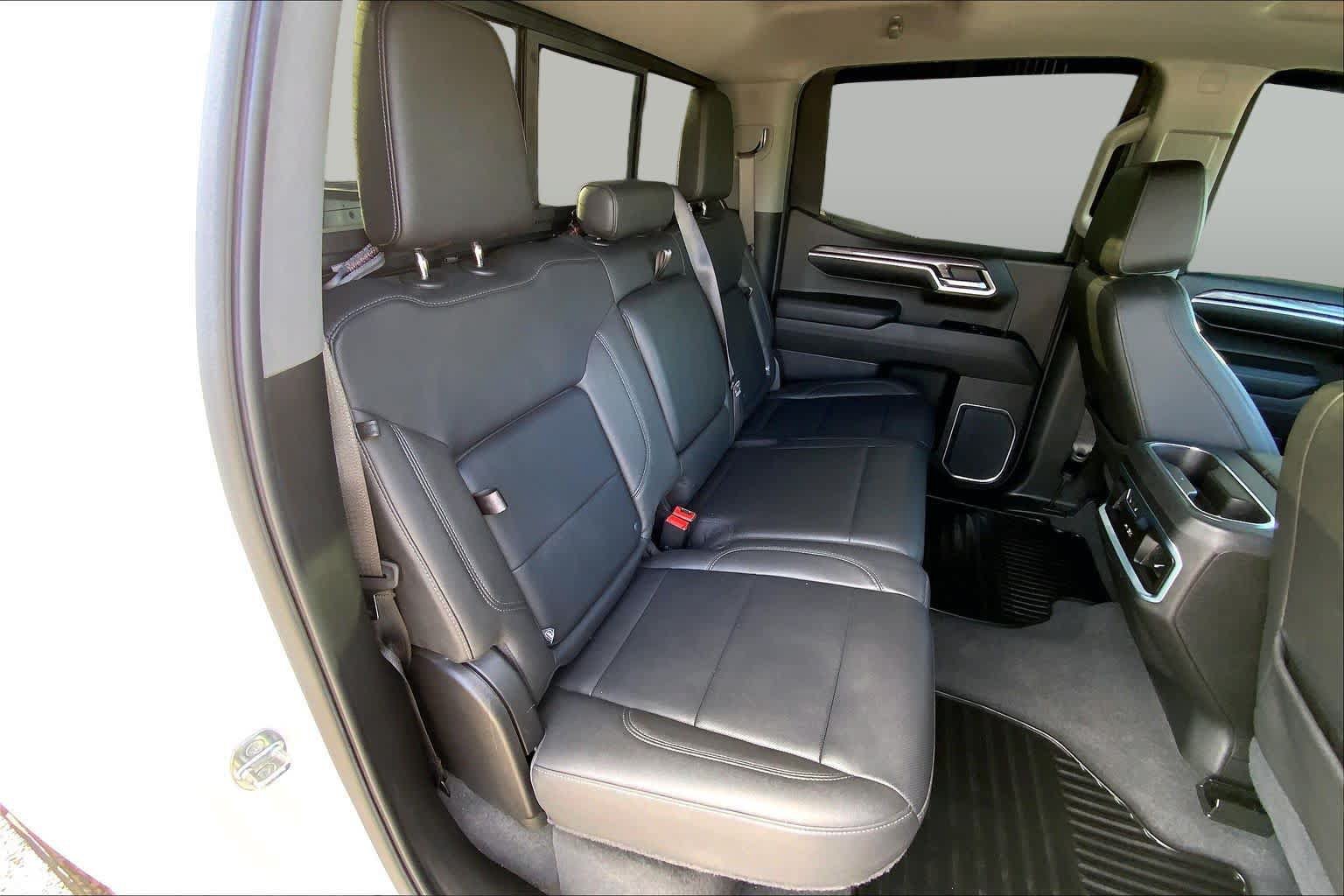 Used 2022 Chevrolet Silverado 1500 LTZ w/ LTZ Premium Texas Edition RWD image 16