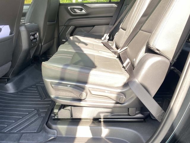 Used 2023 Chevrolet Suburban RST AWD/4WD image 16