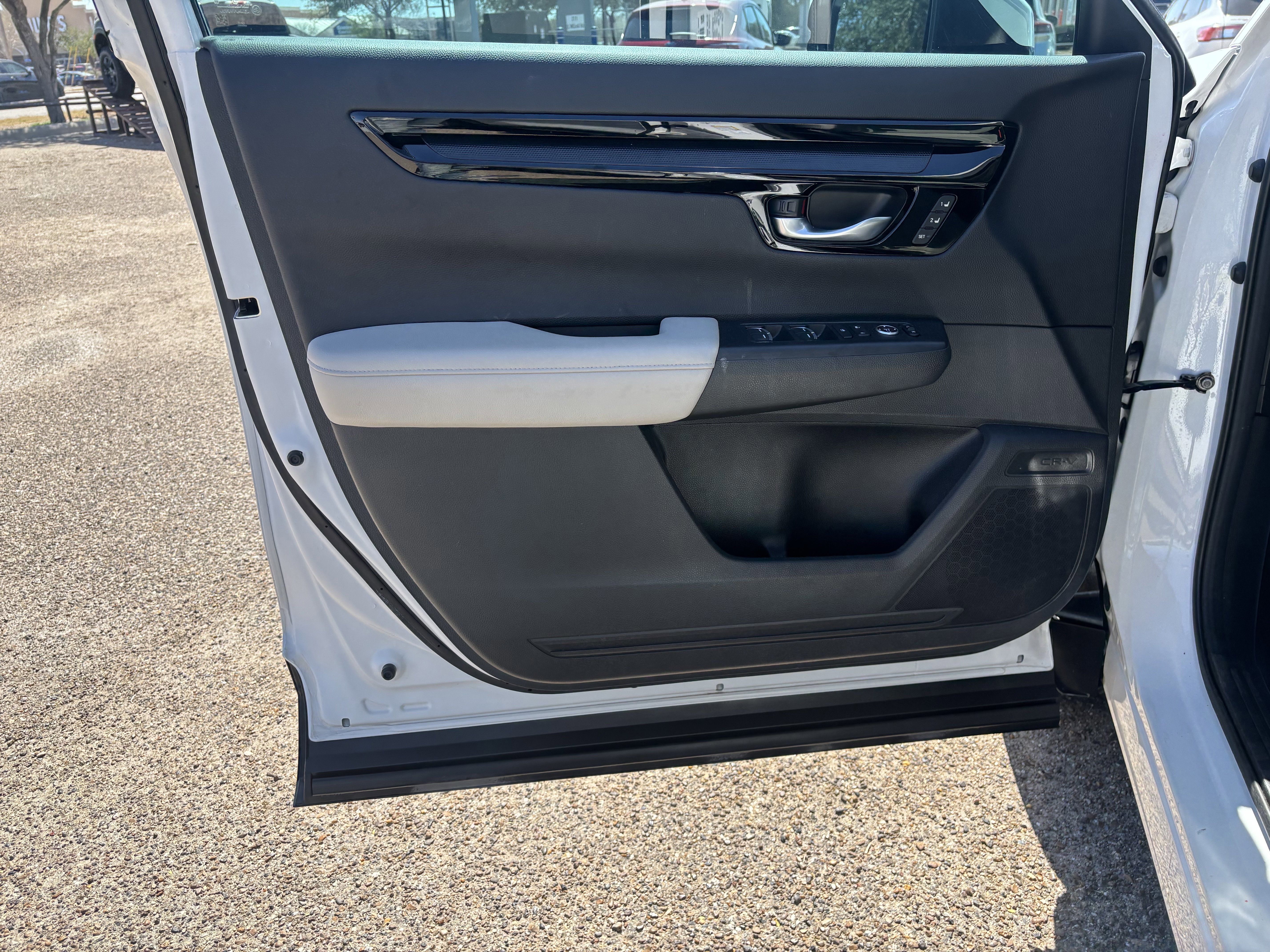 Used 2024 Honda CR-V EX-L image 9