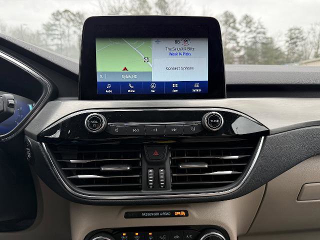 Certified 2022 Ford Escape Titanium image 18
