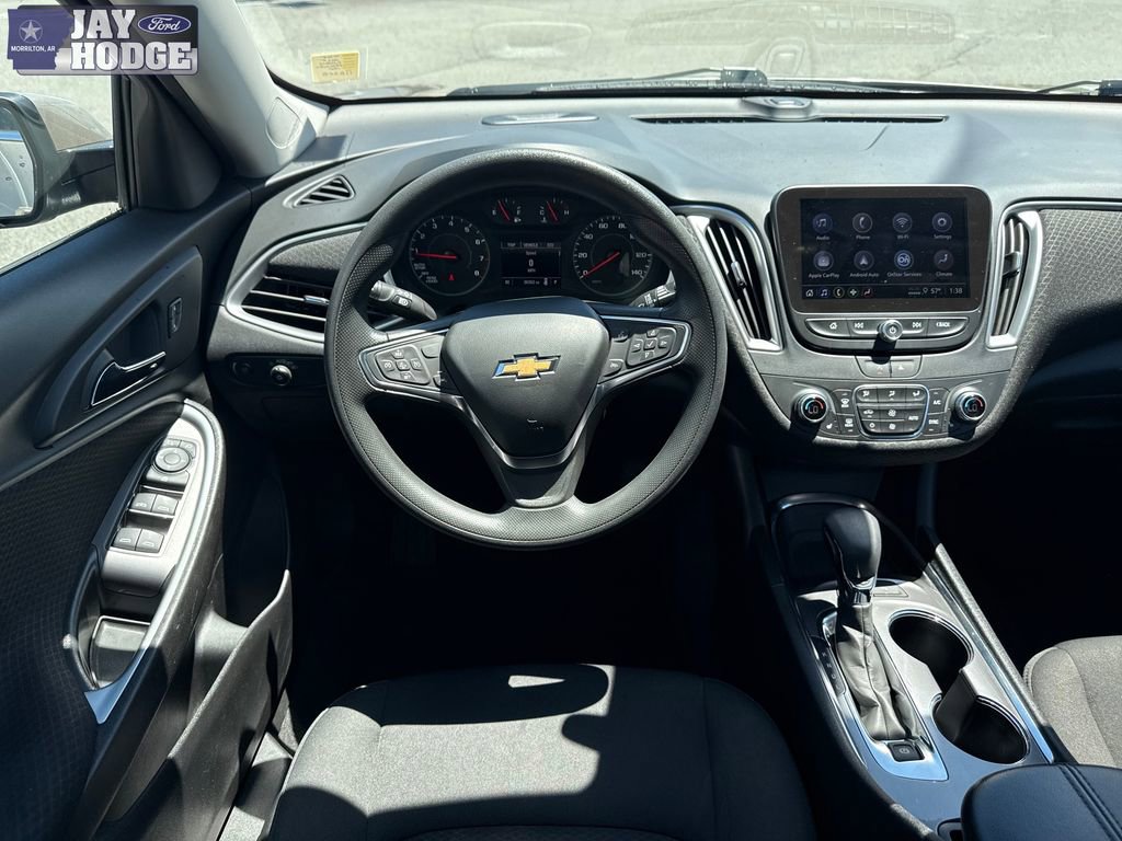 Used 2025 Chevrolet Malibu LT FWD image 25