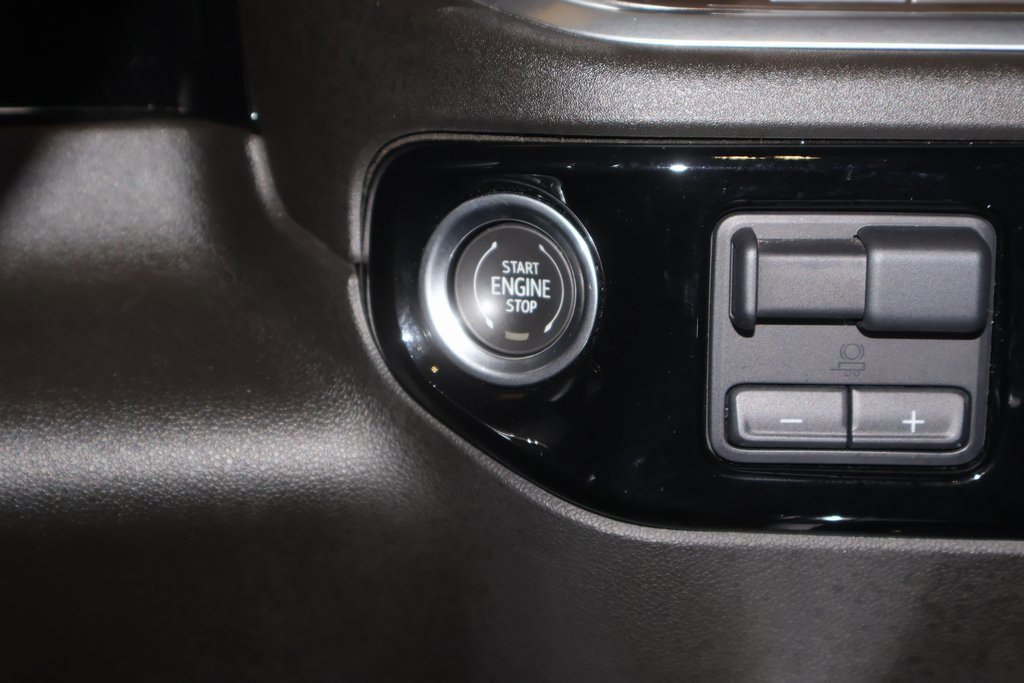 Used 2022 Chevrolet Silverado 1500 High Country w/ High Country Premium Package image 33