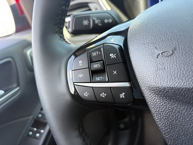 Certified 2022 Ford Escape Titanium AWD/4WD image 14