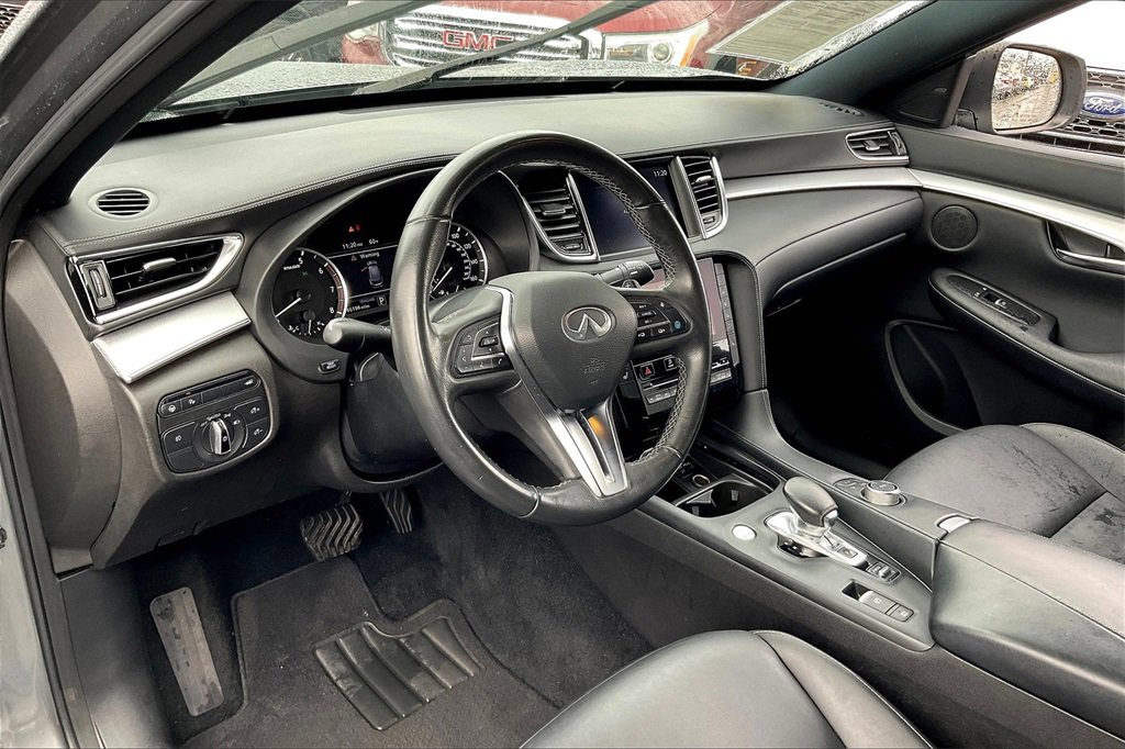 Used 2021 INFINITI QX50 Luxe w/ Appearance Package image 13