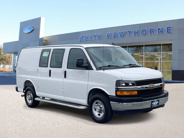 Used 2025 Chevrolet Express 2500 w/ Driver Convenience Package RWD image 1