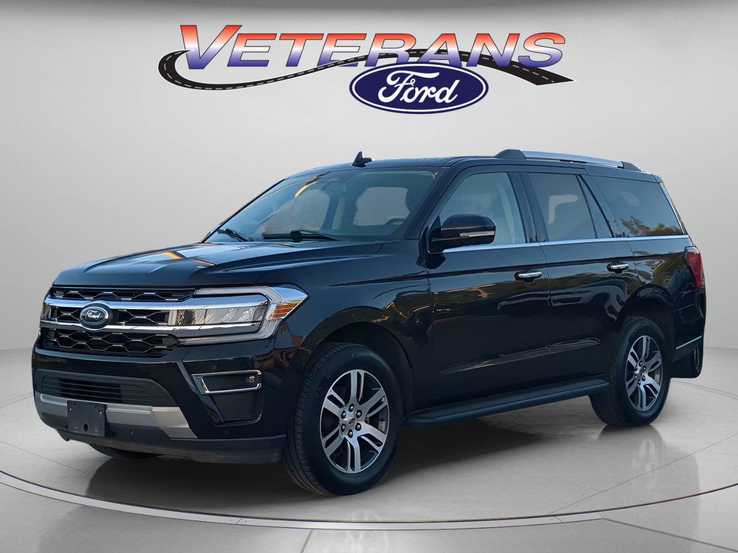 Certified 2024 Ford Expedition Limited AWD/4WD image 1