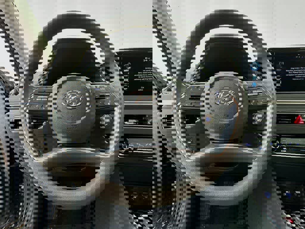 Used 2023 Hyundai Sonata SEL image 17