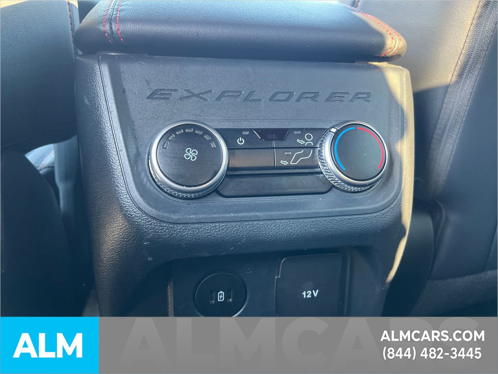 Certified 2025 Ford Explorer ST-Line image 26