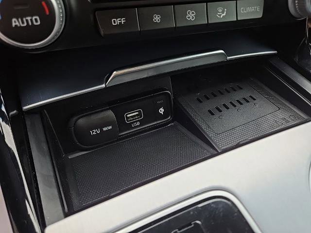 Used 2023 Kia Stinger GT2 AWD/4WD image 35