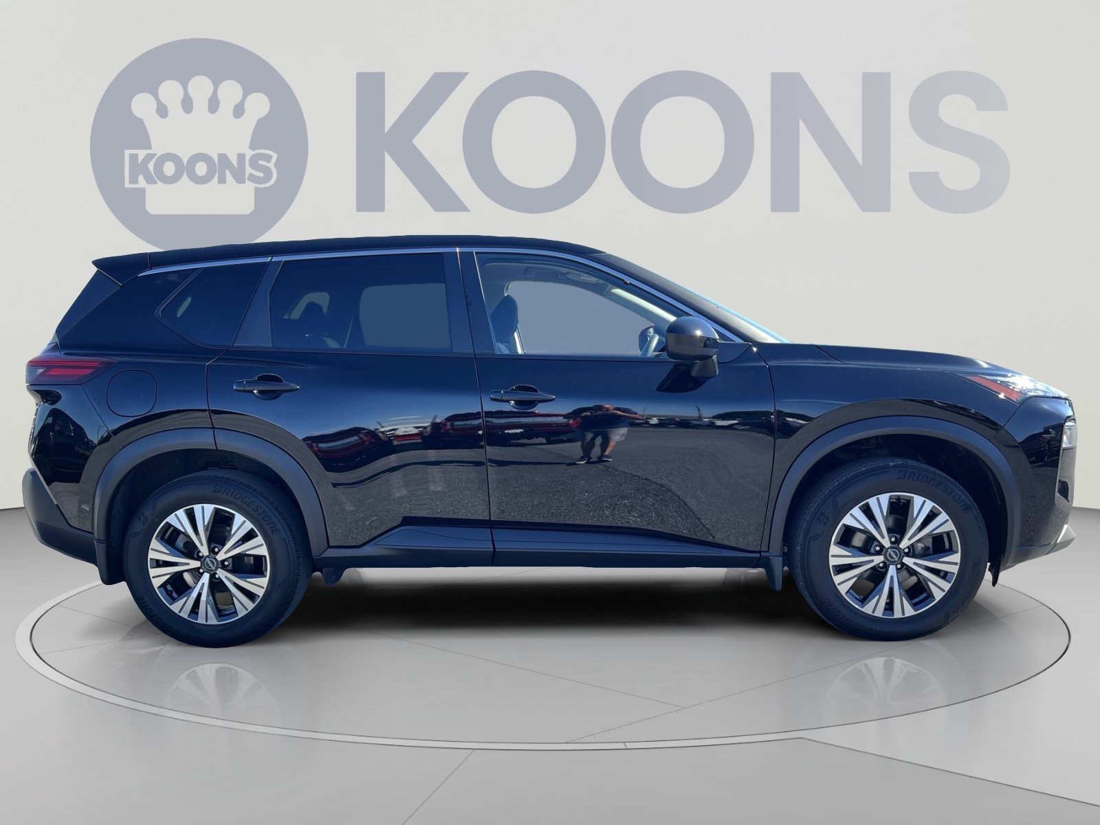 Used 2023 Nissan Rogue SV AWD/4WD image 8