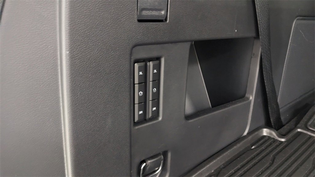 Certified 2023 Ford Expedition Platinum image 7