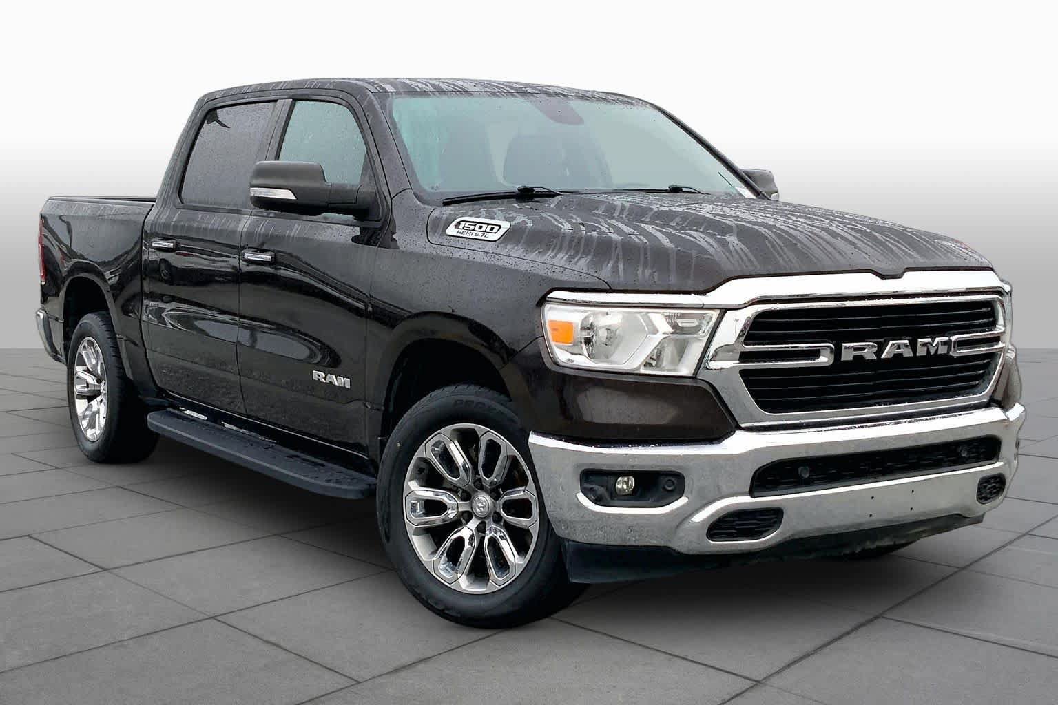 Used 2019 RAM 1500 Big Horn AWD/4WD image 3