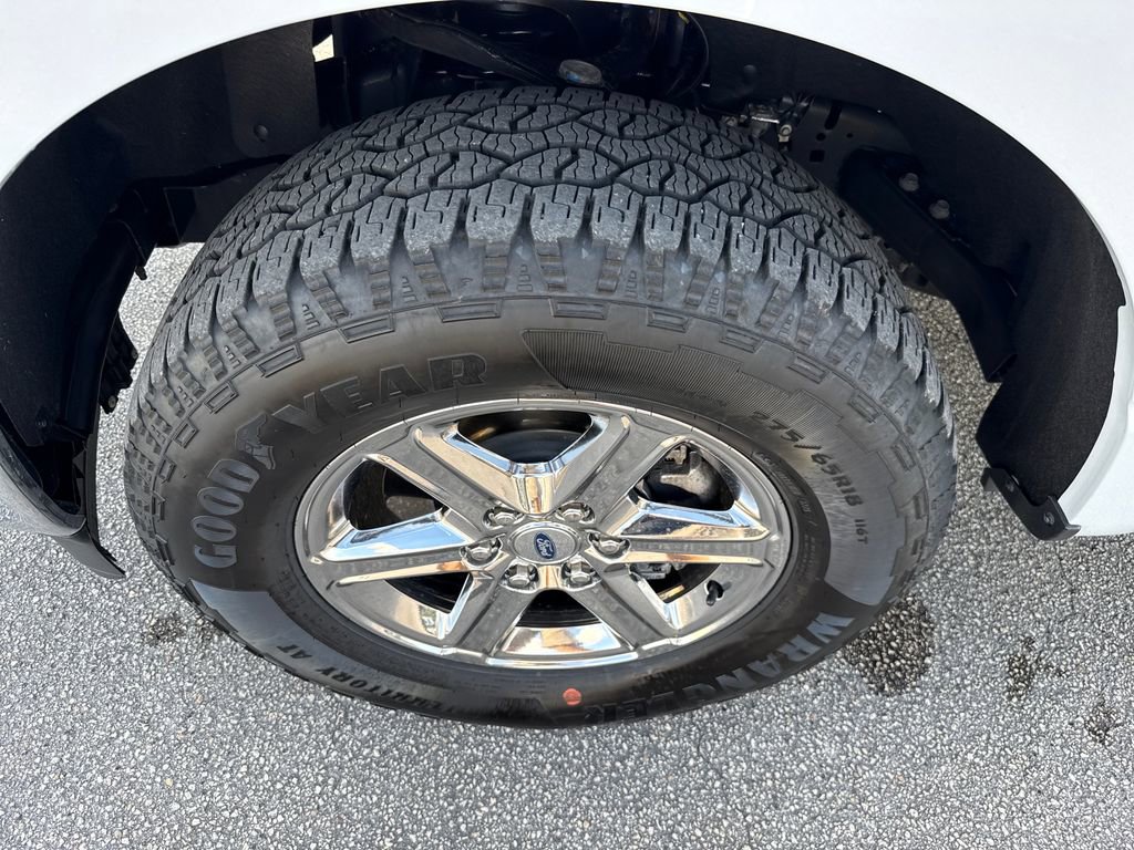 Certified 2025 Ford F150 XLT w/ Equipment Group 301A Standard image 12