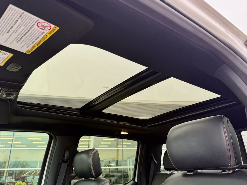 Certified 2020 Ford F350 Platinum AWD/4WD image 27