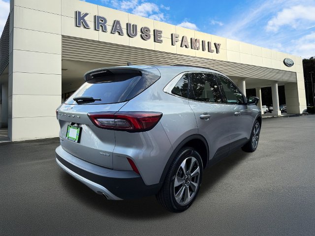 Certified 2024 Ford Escape Platinum AWD/4WD image 8