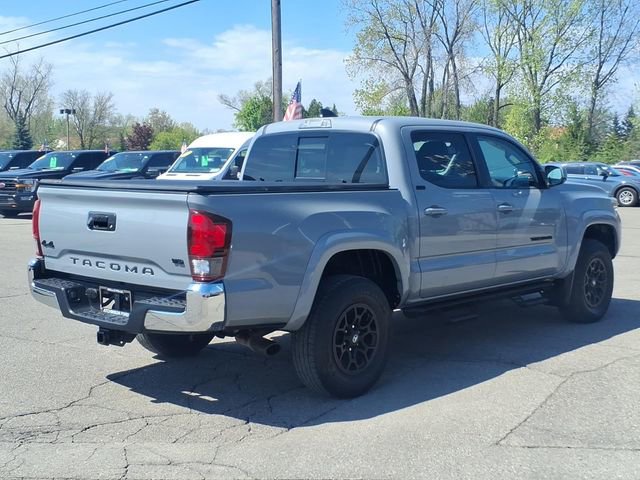Used 2021 Toyota Tacoma SR5 AWD/4WD image 4