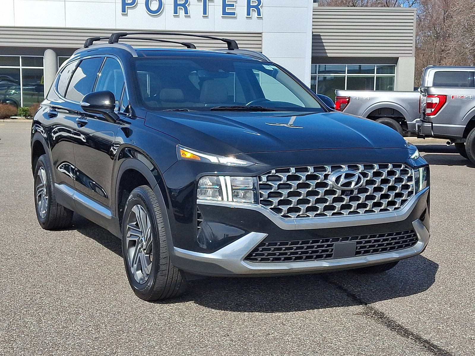 Used 2023 Hyundai Santa Fe SEL w/ Premium Package image 11