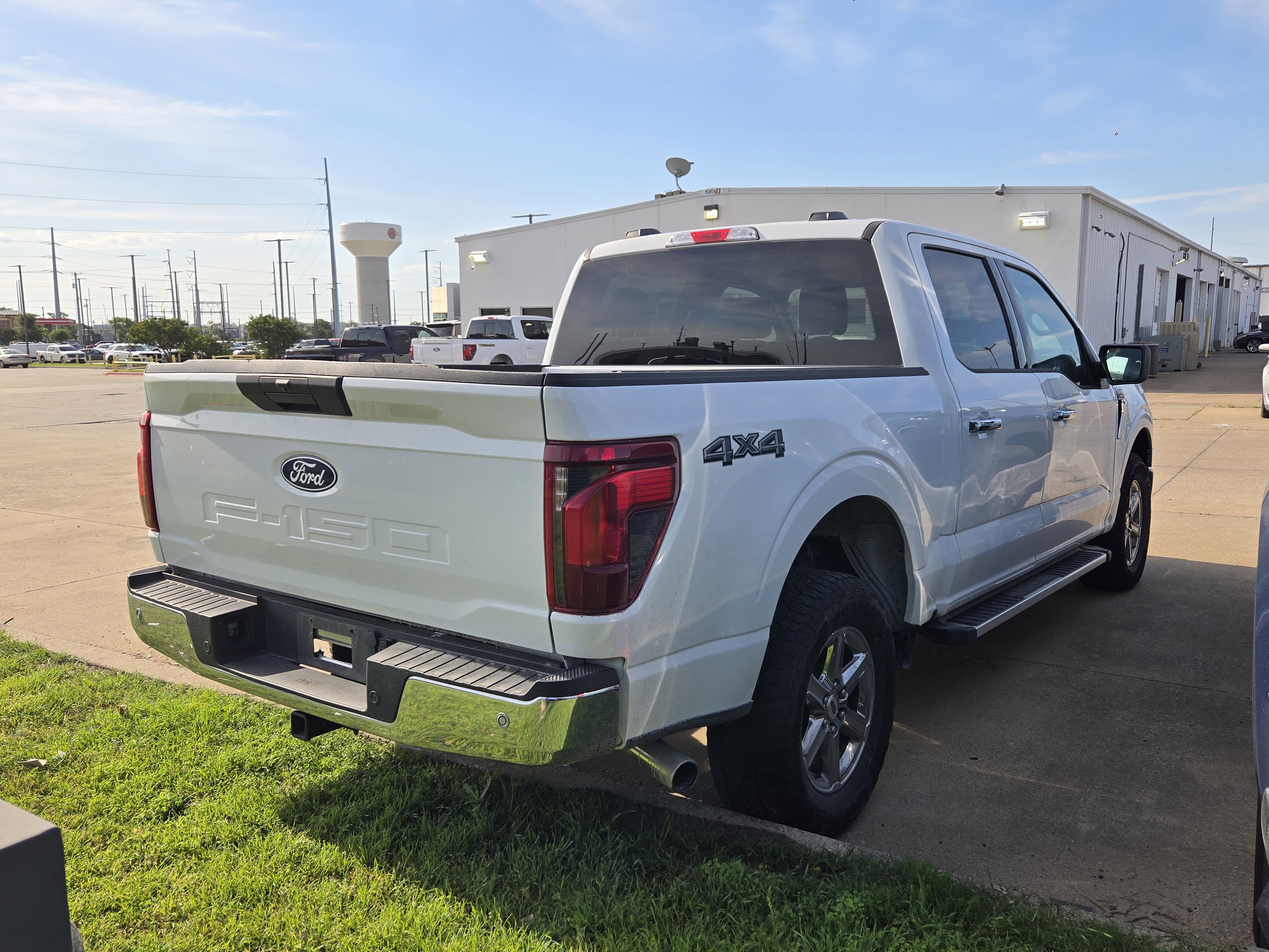Certified 2025 Ford F150 XLT w/ Equipment Group 301A Standard AWD/4WD image 4
