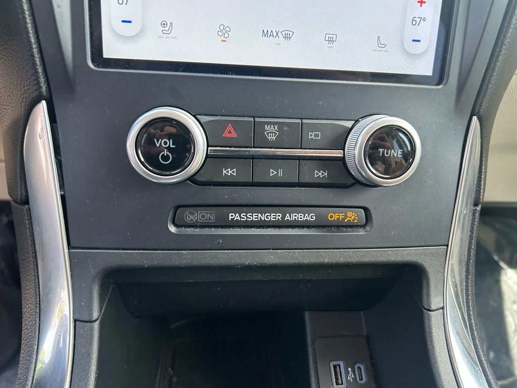 Certified 2023 Ford Edge Titanium AWD/4WD image 27