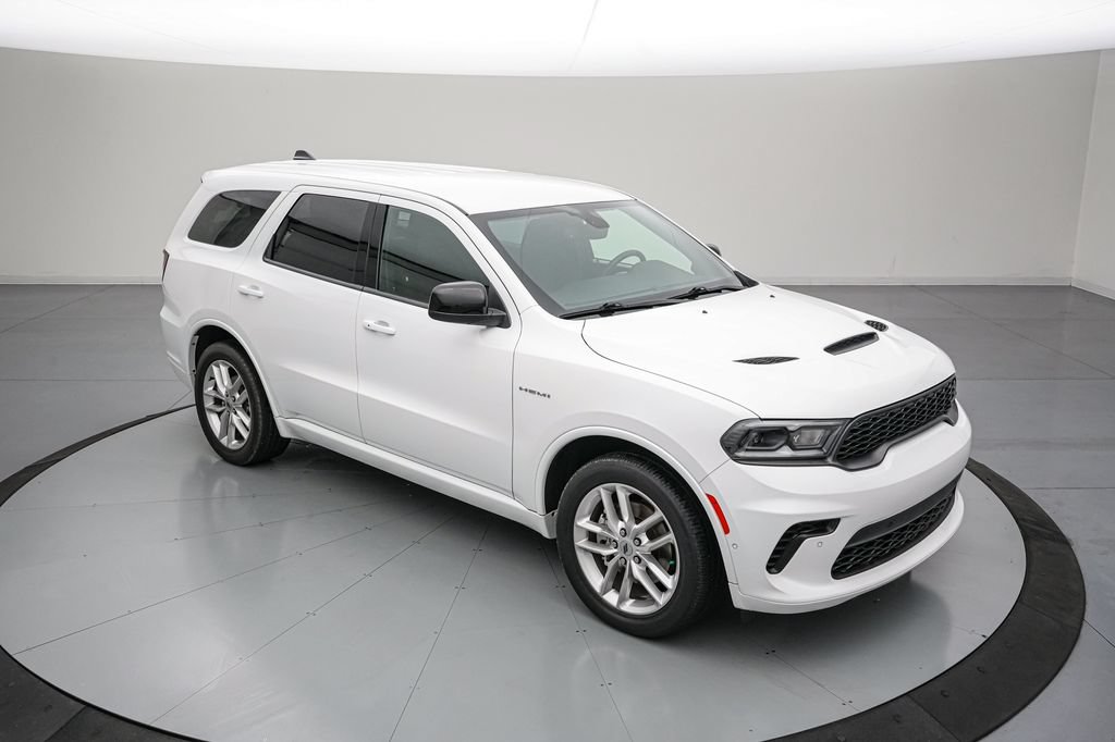 Used 2024 Dodge Durango R/T w/ Trailer Tow Group IV AWD/4WD image 2
