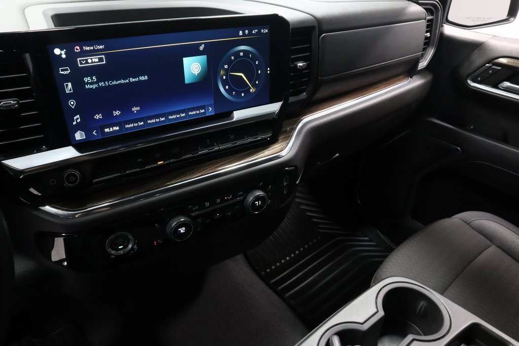 Used 2024 Chevrolet Silverado 1500 LT image 31