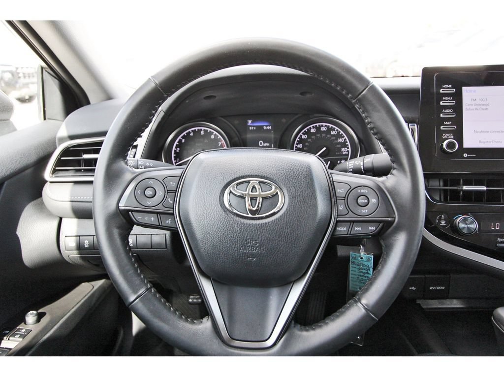 Used 2024 Toyota Camry SE FWD image 14