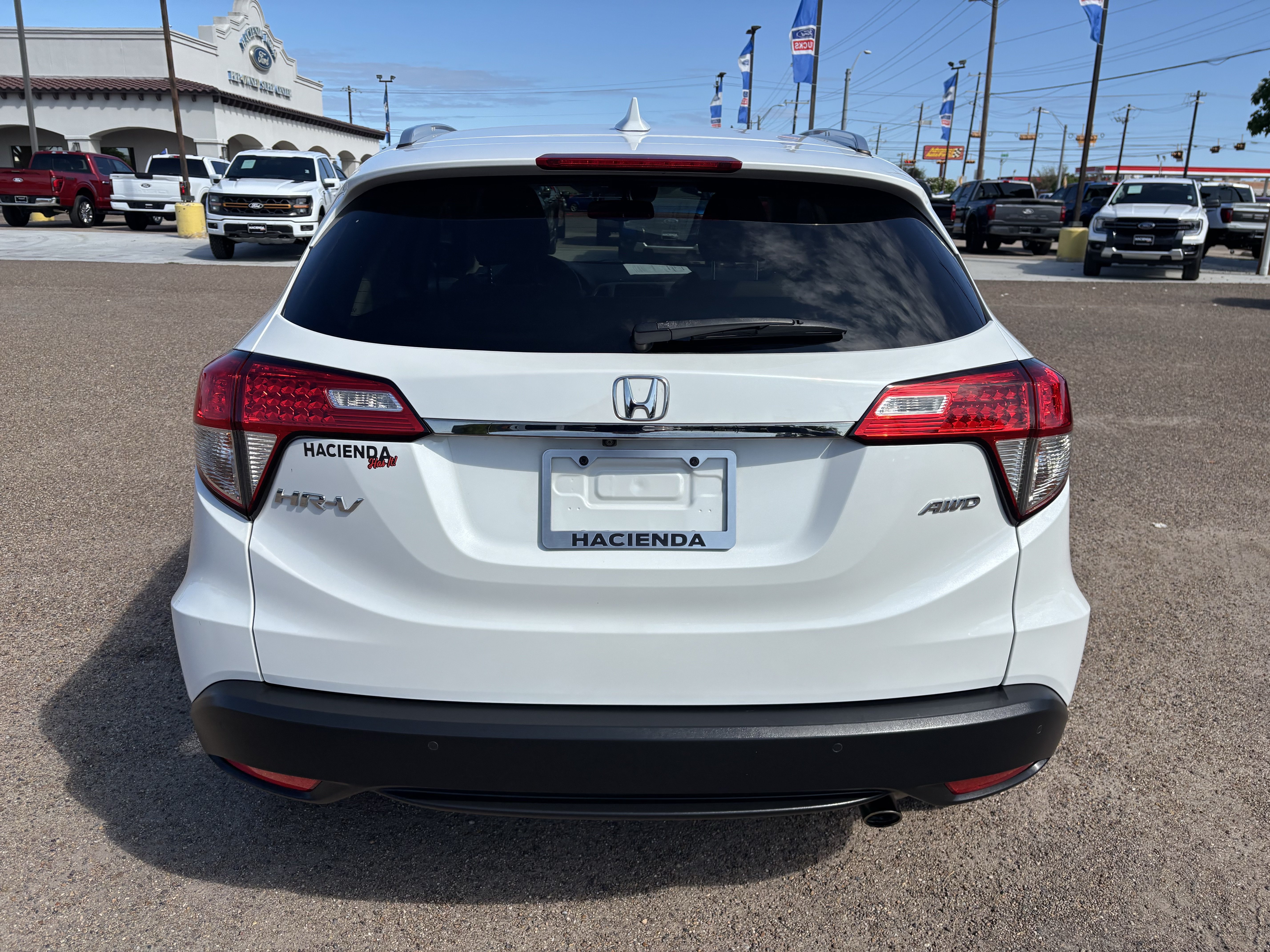 Used 2022 Honda HR-V EX-L image 3
