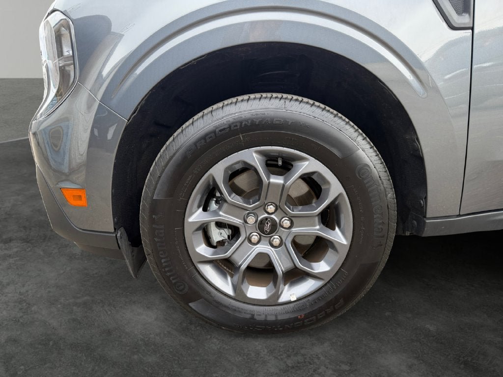 Certified 2025 Ford Maverick XLT w/ 4K Tow Package AWD/4WD image 4