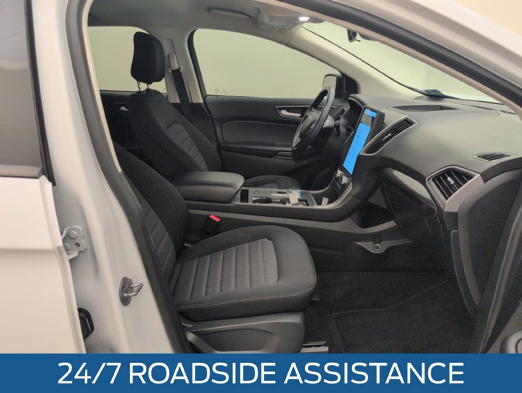 Certified 2024 Ford Edge SE w/ Black Appearance Package AWD/4WD image 15
