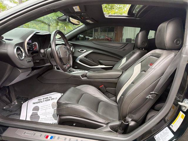 Used 2023 Chevrolet Camaro SS RWD image 5