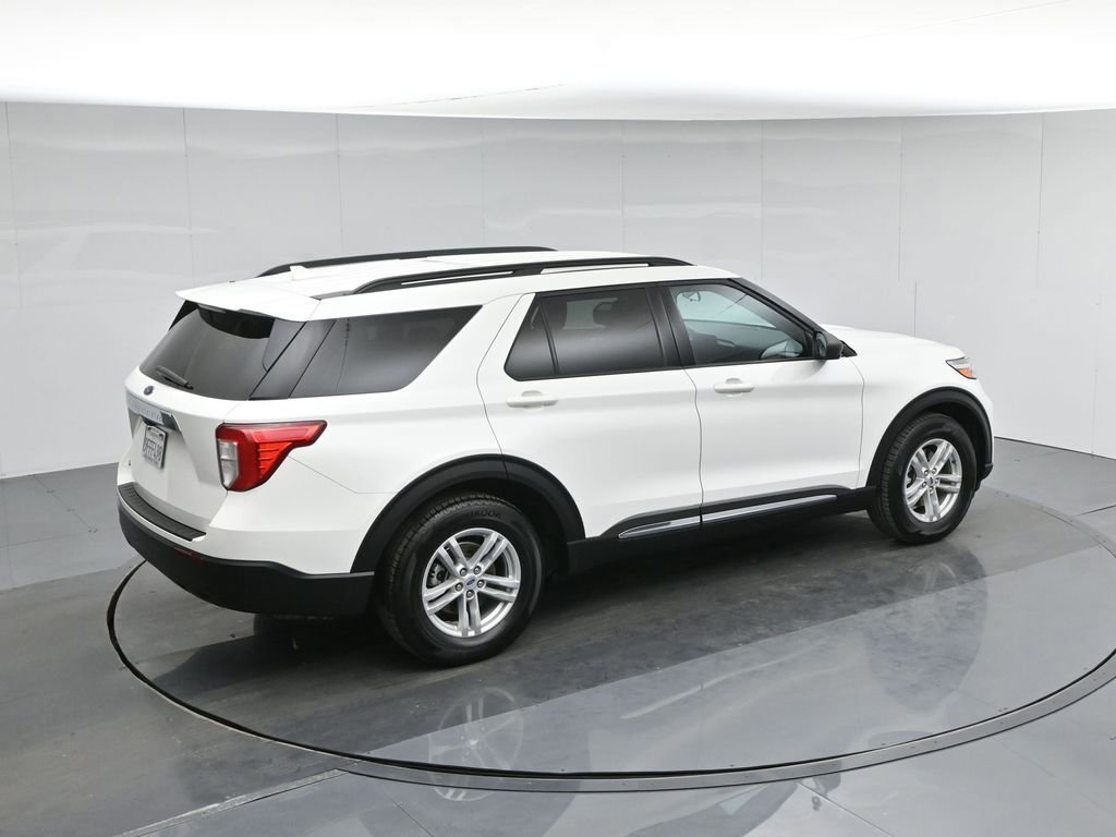 Certified 2022 Ford Explorer XLT image 46