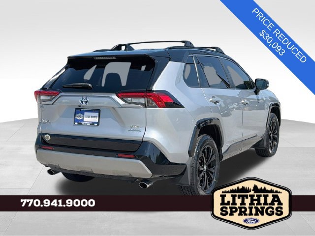 Used 2022 Toyota RAV4 XSE AWD/4WD image 3