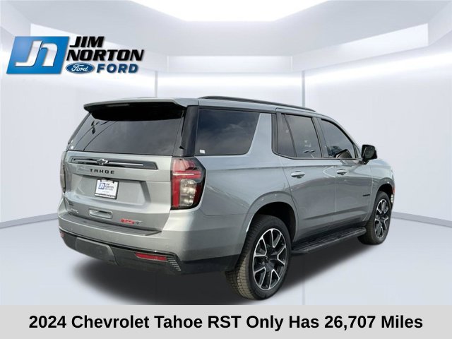 Used 2024 Chevrolet Tahoe RST w/ Luxury Package AWD/4WD image 4