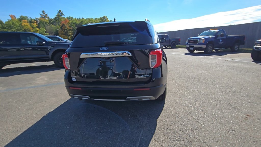 Certified 2021 Ford Explorer XLT w/ Equipment Group 202A AWD/4WD image 19