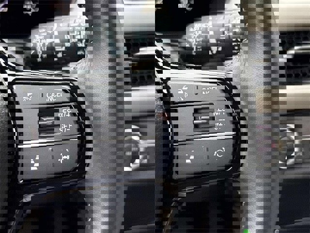 Used 2025 Honda HR-V EX-L image 28