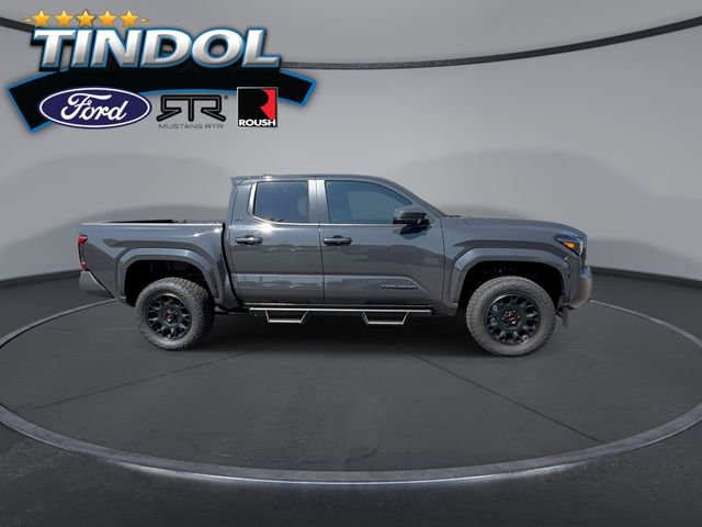 Used 2025 Toyota Tacoma SR5 AWD/4WD image 10