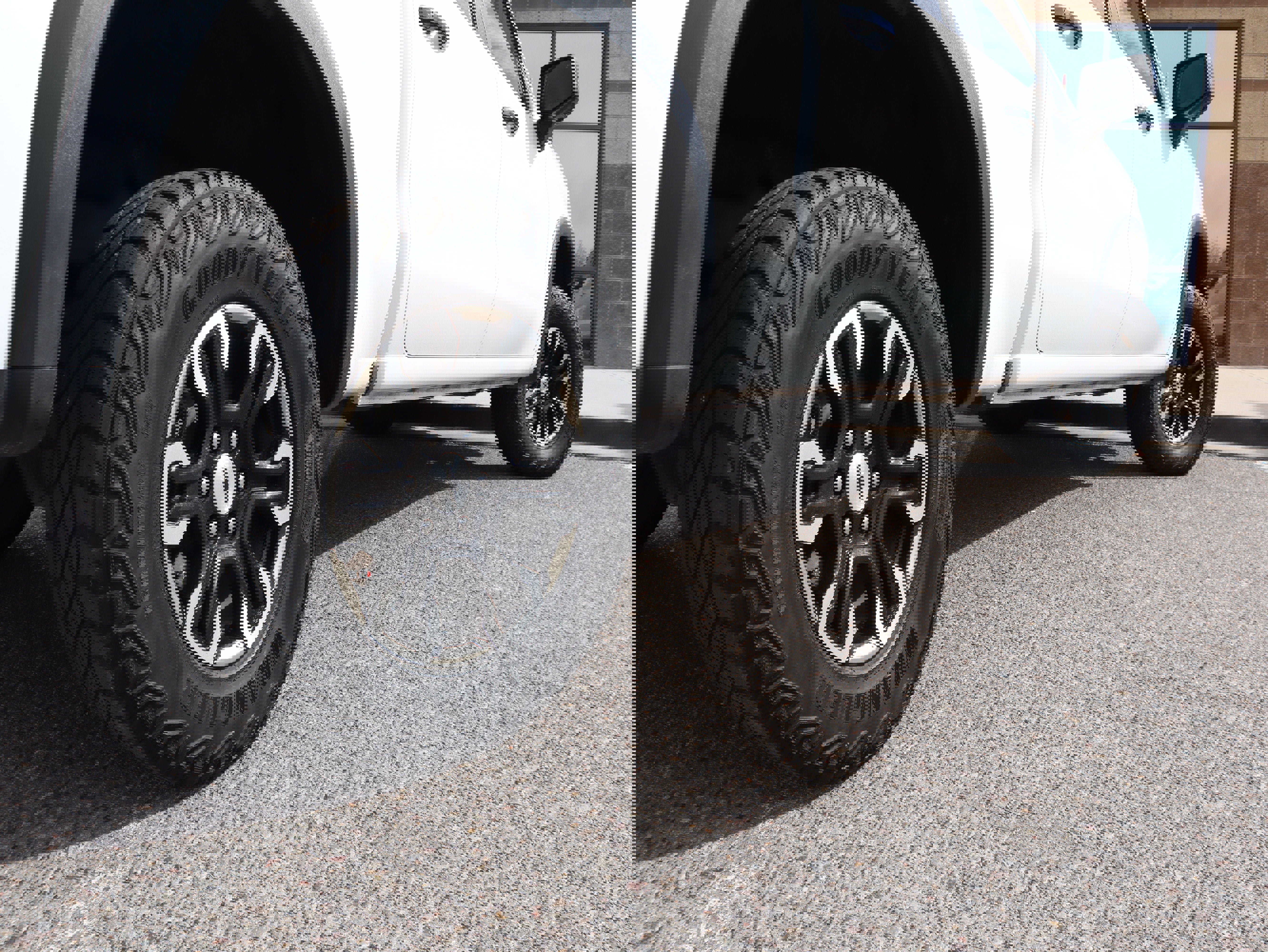 Used 2023 Chevrolet Silverado 1500 ZR2 w/ Technology Package image 6