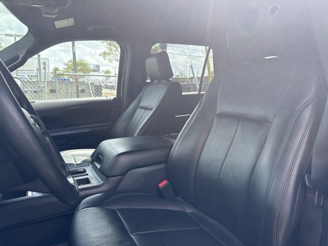Certified 2020 Ford Expedition XLT w/ Equipment Group 202A RWD image 8