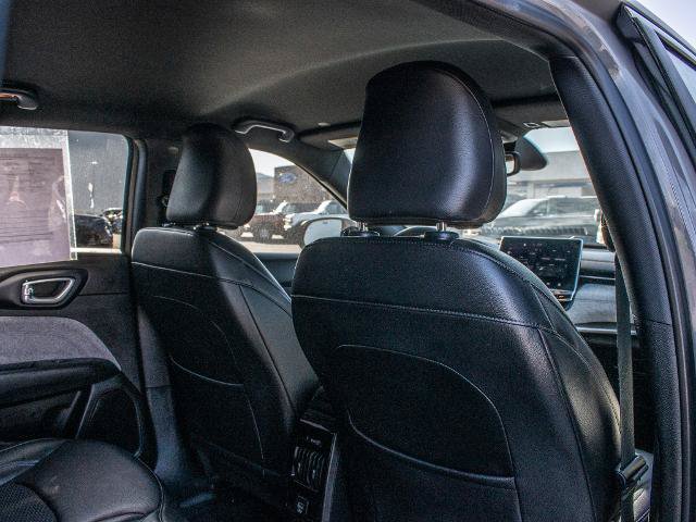 Used 2024 Jeep Compass Latitude AWD/4WD image 23