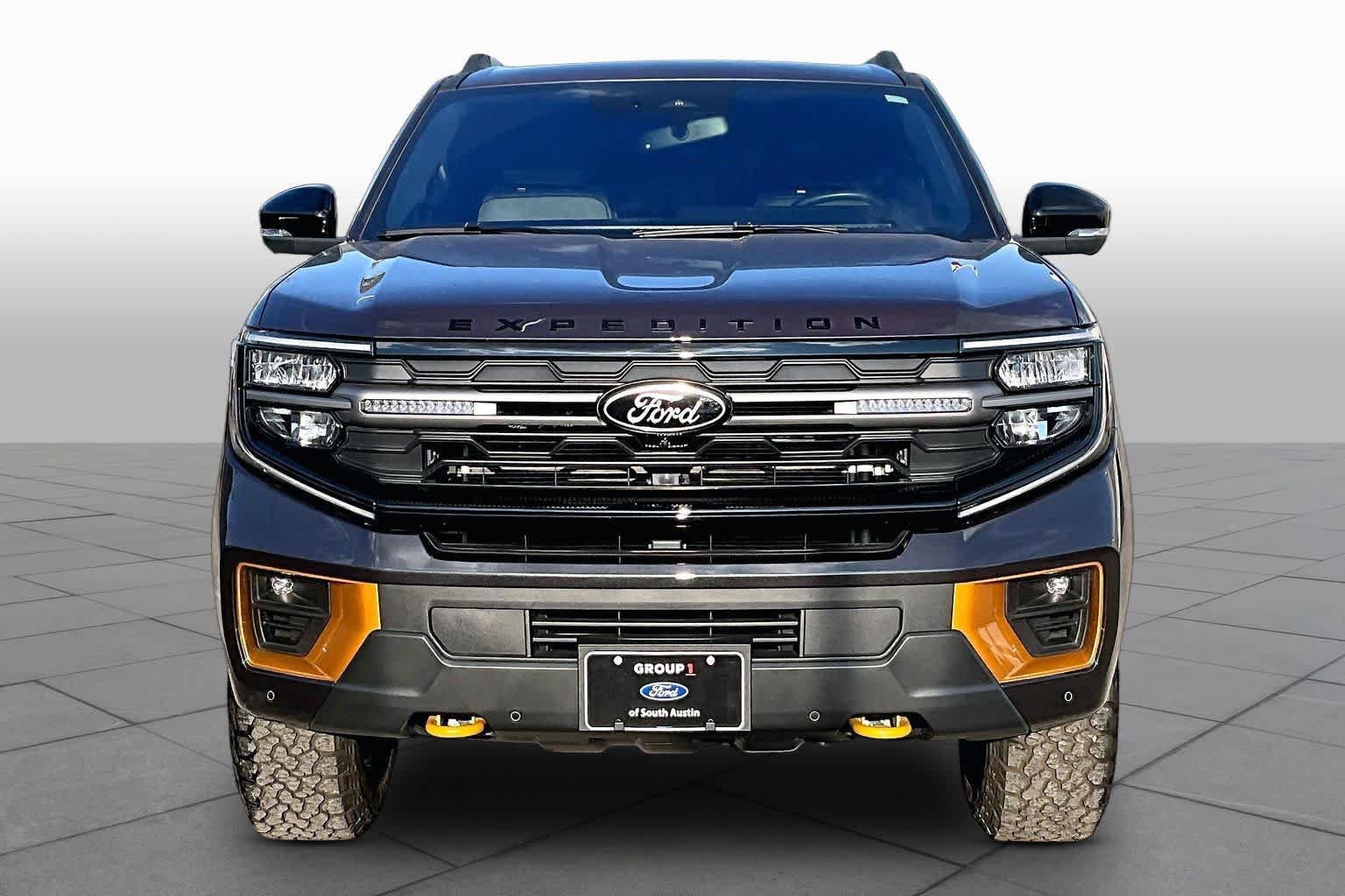 Certified 2025 Ford Expedition Tremor AWD/4WD image 4